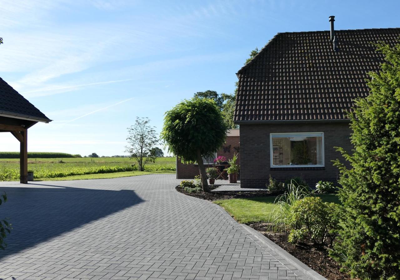 Erve Eshuus Daarle Vila Exterior foto